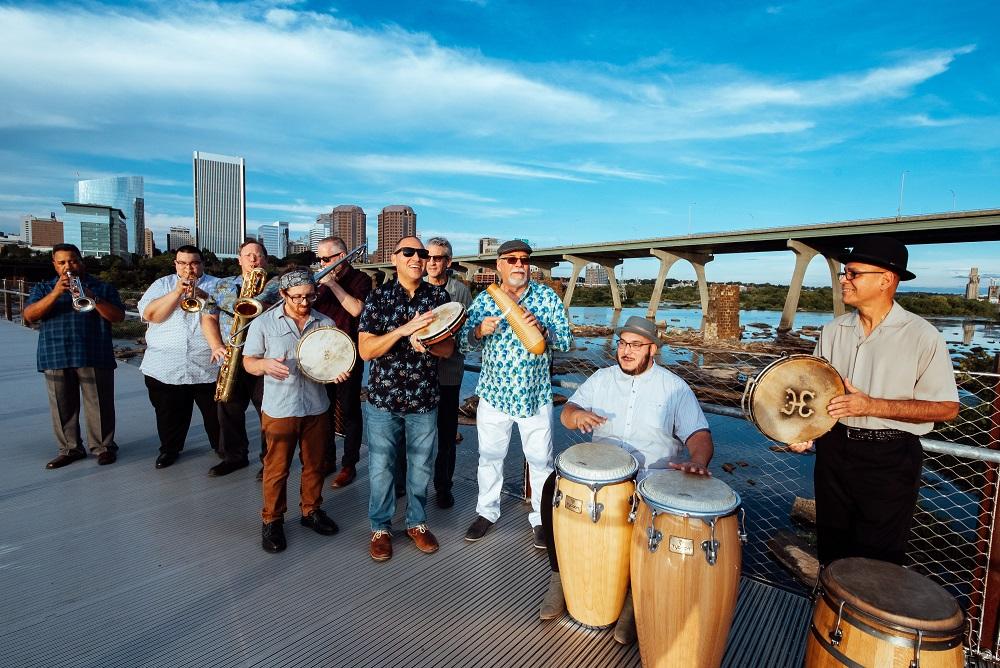Kadencia is a 13-piece orchestra comprised of professional musicians that have toured with some of the best local and internationally renowned bands in Puerto Rico and the U.S. Mid-Atlantic region.