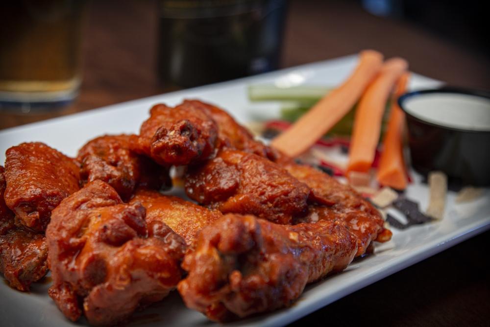 wings, carrots, plate, dinner