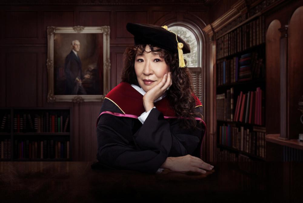 Sandra Oh in the chair